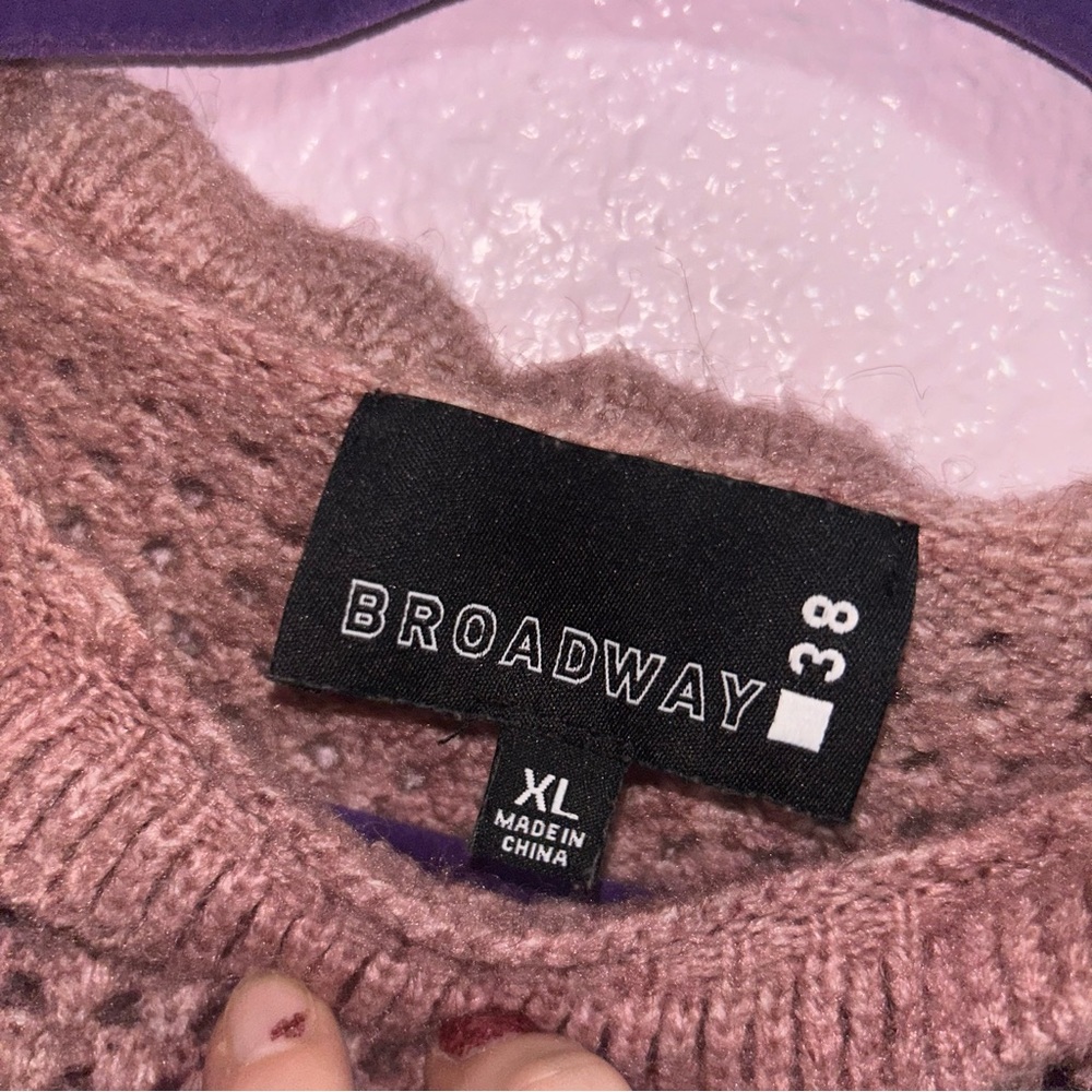 Broadway 38 Women’s XL Mauve Ruffle sweater - Picture 2 of 2